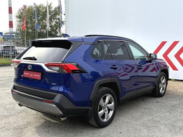 Toyota RAV4 V (XA50) с пробегом 2021 года, цена 3 550 000 рублей, 55555 км, внедорожник, Автокод Объявления
