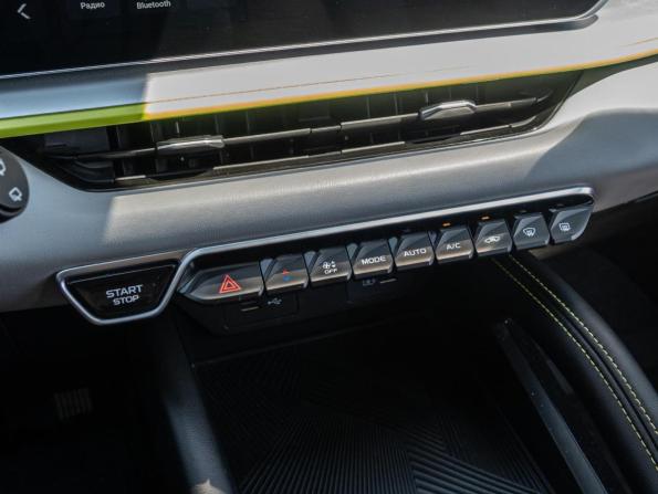 Geely Coolray I Рестайлинг с пробегом 2023 года, цена 2 150 000 рублей, 35620 км, внедорожник, Автокод Объявления