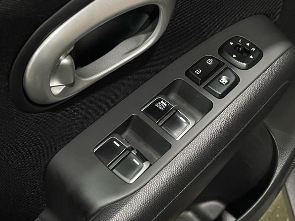 Kia Soul II Рестайлинг с пробегом 2018 года, цена 1 650 000 рублей, 81155 км, хэтчбек, Автокод Объявления