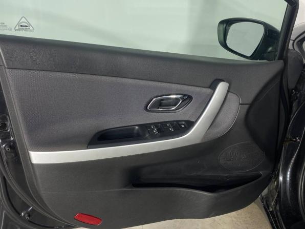 Kia Ceed II Рестайлинг с пробегом 2016 года, цена 1 089 000 рублей, 193041 км, хэтчбек, Автокод Объявления