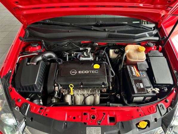 Opel Astra H Рестайлинг с пробегом 2010 года, цена 650 000 рублей, 141700 км, хэтчбек, Автокод Объявления