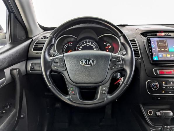 Kia Sorento II Рестайлинг с пробегом 2014 года, цена 1 710 000 рублей, 119318 км, внедорожник, Автокод Объявления
