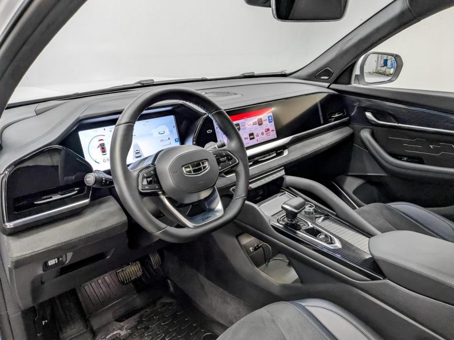 Geely Monjaro I Москва  - изображение 16