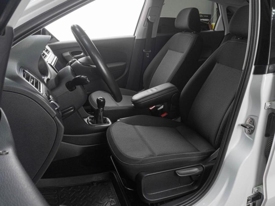Volkswagen Polo V Рестайлинг Тюмень  - изображение 11