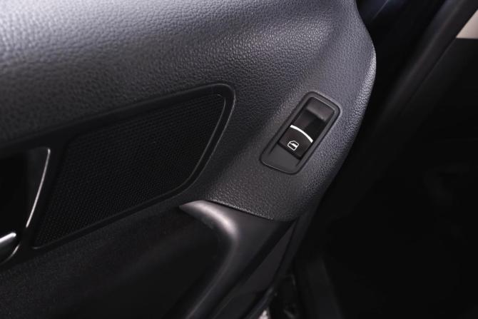 Volkswagen Tiguan I с пробегом 2011 года, цена 1 239 000 рублей, 262000 км, внедорожник, Автокод Объявления