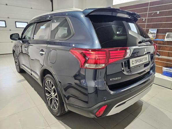 Mitsubishi Outlander III Рестайлинг 3 с пробегом 2018 года, цена 2 499 000 рублей, 108125 км, внедорожник, Автокод Объявления