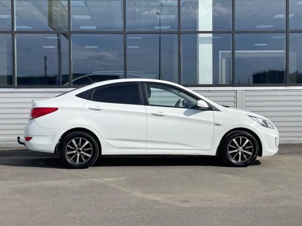 Hyundai Solaris I с пробегом 2011 года, цена 480 000 рублей, 244900 км, седан, Автокод Объявления