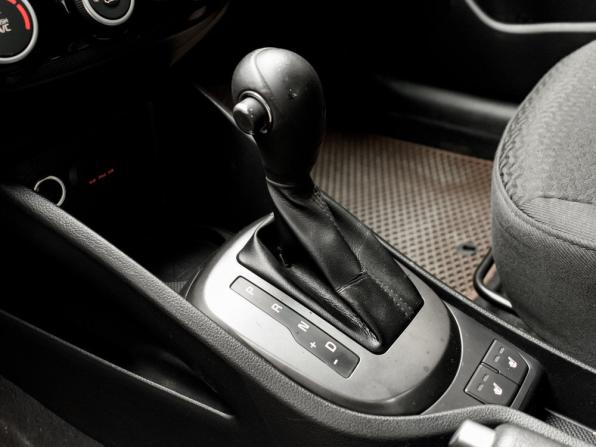 Kia Rio III Рестайлинг с пробегом 2017 года, цена 1 050 000 рублей, 169582 км, седан, Автокод Объявления