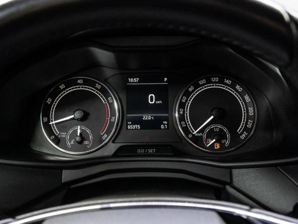 Skoda Rapid II с пробегом 2022 года, цена 1 550 000 рублей, 65315 км, лифтбек, Автокод Объявления