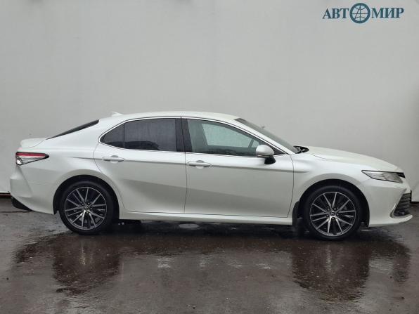 Toyota Camry VIII (XV70) Рестайлинг с пробегом 2021 года, цена 3 390 000 рублей, 58600 км, седан, Автокод Объявления