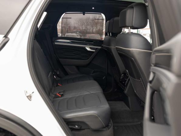 Volkswagen Touareg III с пробегом 2021 года, цена 5 380 000 рублей, 124168 км, внедорожник, Автокод Объявления