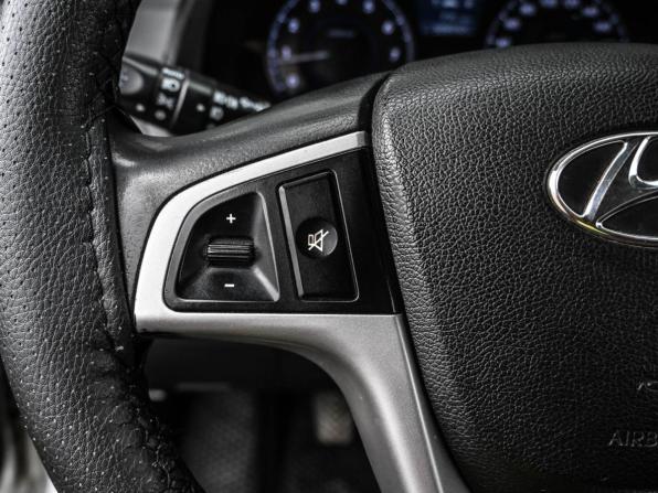 Hyundai Solaris I с пробегом 2013 года, цена 789 000 рублей, 208950 км, седан, Автокод Объявления