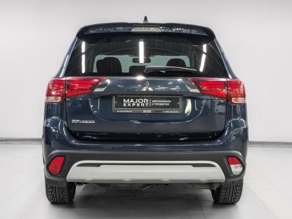 Mitsubishi Outlander III Рестайлинг 3 с пробегом 2021 года, цена 2 450 000 рублей, 90500 км, внедорожник, Автокод Объявления