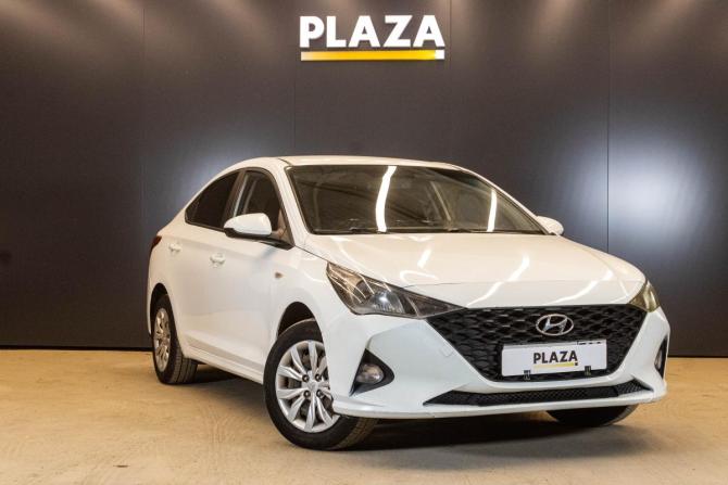 Hyundai Solaris II с пробегом 2020 года, цена 989 000 рублей, 93401 км, седан, Автокод Объявления
