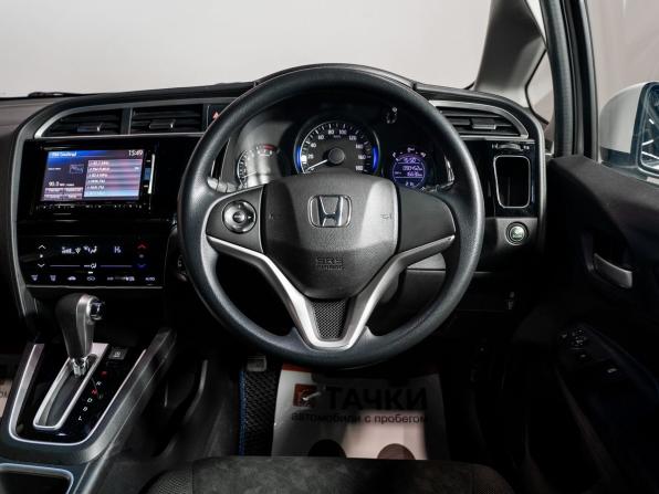 Honda Shuttle II с пробегом 2015 года, цена 1 430 000 рублей, 90500 км, универсал, Автокод Объявления