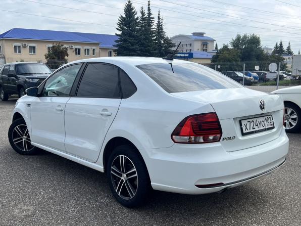 Volkswagen Polo V Рестайлинг с пробегом 2018 года, цена 1 260 000 рублей, 71000 км, седан, Автокод Объявления