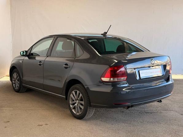 Volkswagen Polo V Рестайлинг с пробегом 2018 года, цена 698 000 рублей, 202769 км, седан, Автокод Объявления