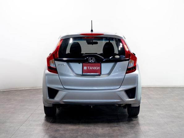Honda Fit III с пробегом 2014 года, цена 1 060 000 рублей, 146740 км, хэтчбек, Автокод Объявления