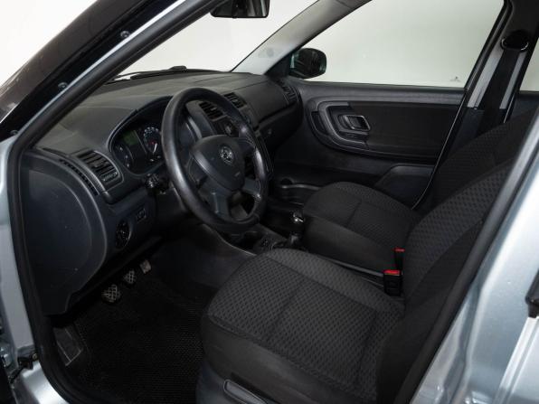 Skoda Fabia II Рестайлинг с пробегом 2013 года, цена 605 000 рублей, 216600 км, хэтчбек, Автокод Объявления