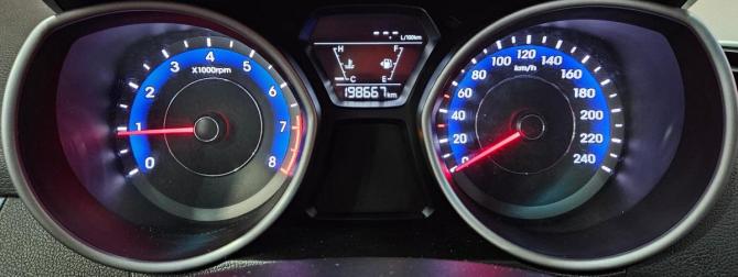 Hyundai Elantra V (MD) Рестайлинг с пробегом 2015 года, цена 1 099 000 рублей, 198659 км, седан, Автокод Объявления