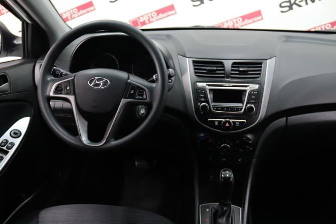 Hyundai Solaris I Рестайлинг с пробегом 2015 года, цена 1 025 250 рублей, 210699 км, седан, Автокод Объявления