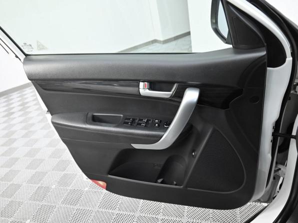 Kia Sorento II с пробегом 2012 года, цена 919 000 рублей, 143200 км, внедорожник, Автокод Объявления