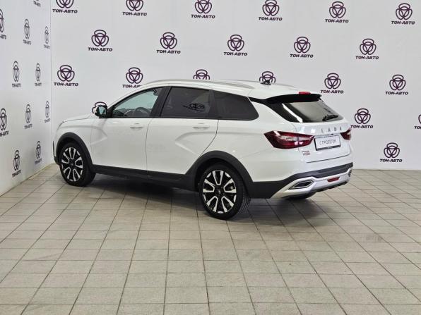 Lada (ВАЗ) Vesta I Рестайлинг (NG) с пробегом 2024 года, цена 1 533 000 рублей, 14573 км, универсал, Автокод Объявления
