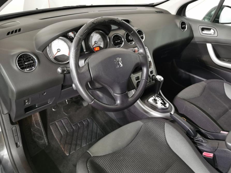 Peugeot 308 I Москва  - изображение 18