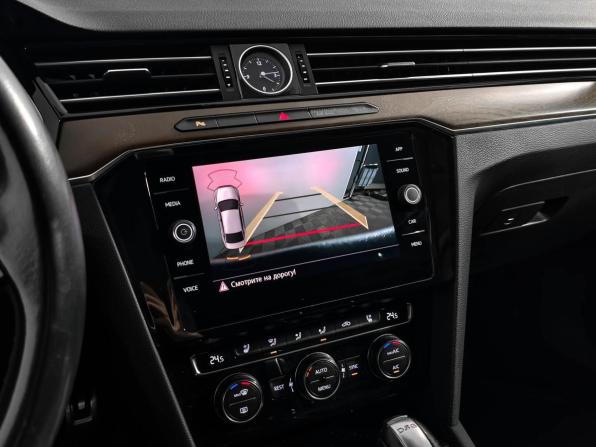 Volkswagen Passat B8 с пробегом 2018 года, цена 1 790 000 рублей, 201670 км, седан, Автокод Объявления