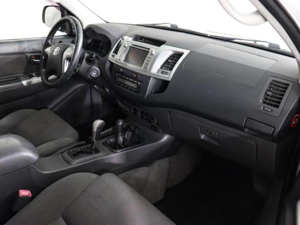 Toyota Hilux VII Рестайлинг с пробегом 2012 года, цена 1 869 000 рублей, 313496 км, offers.body_type.unknown, Автокод Объявления