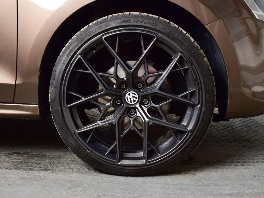 Volkswagen Jetta VI Кемерово  - изображение 16