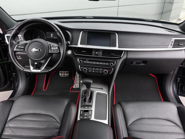 Kia Optima IV Рестайлинг с пробегом 2019 года, цена 2 298 000 рублей, 69703 км, седан, Автокод Объявления