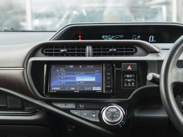 Toyota Aqua I Рестайлинг с пробегом 2016 года, цена 940 000 рублей, 178297 км, хэтчбек, Автокод Объявления