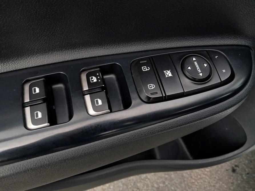Kia Rio IV Санкт-Петербург  - изображение 14