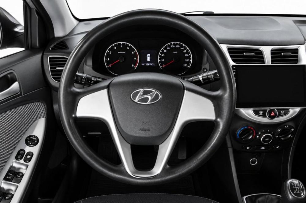Hyundai Solaris I Челябинск  - изображение 8