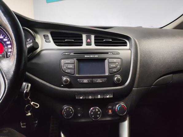 Kia Ceed II с пробегом 2014 года, цена 1 219 000 рублей, 110849 км, хэтчбек, Автокод Объявления