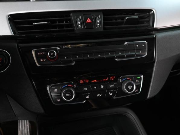 BMW X1 II (F48) Рестайлинг с пробегом 2019 года, цена 2 739 000 рублей, 74604 км, внедорожник, Автокод Объявления