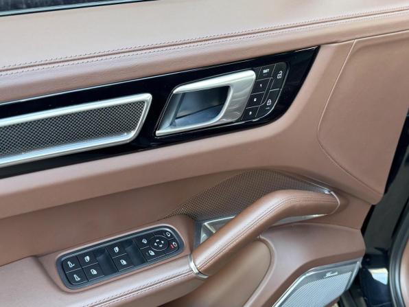 Porsche Cayenne III с пробегом 2021 года, цена 13 500 000 рублей, 23774 км, внедорожник, Автокод Объявления