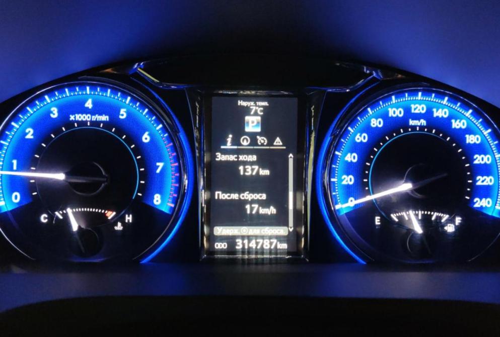 Toyota Camry VII (XV50) Рестайлинг Ярославль  - изображение 9