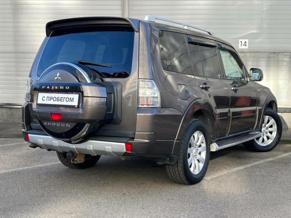 Mitsubishi Pajero IV с пробегом 2011 года, цена 1 799 000 рублей, 255720 км, внедорожник, Автокод Объявления