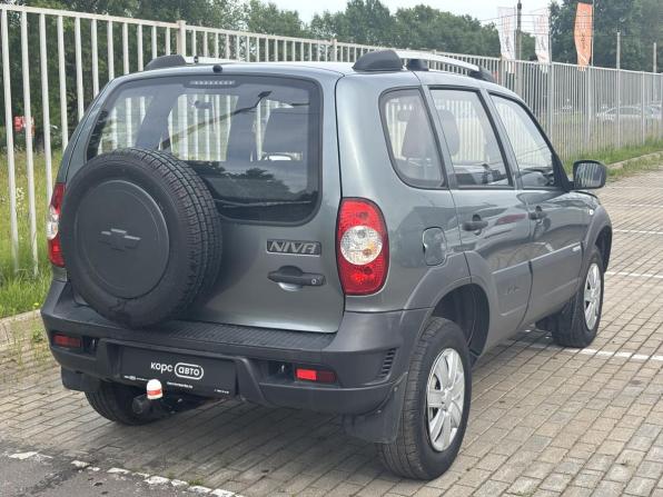 Chevrolet Niva I Рестайлинг с пробегом 2015 года, цена 590 000 рублей, 81289 км, внедорожник, Автокод Объявления