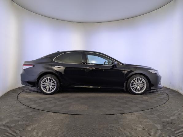 Toyota Camry VIII (XV70) с пробегом 2021 года, цена 3 500 000 рублей, 62888 км, седан, Автокод Объявления