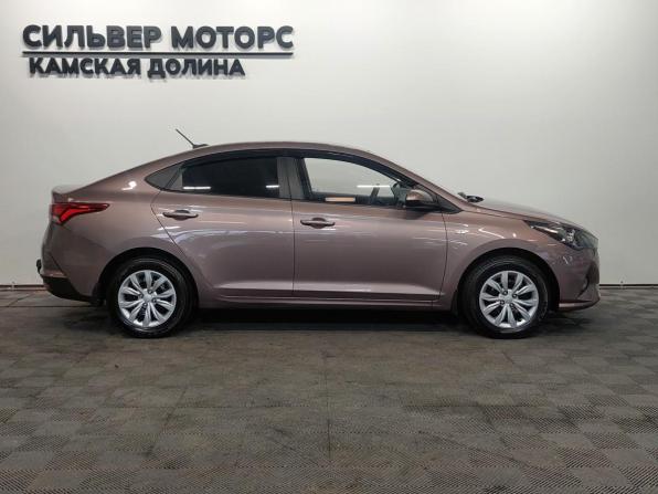 Hyundai Solaris II Рестайлинг с пробегом 2021 года, цена 1 500 000 рублей, 69990 км, седан, Автокод Объявления