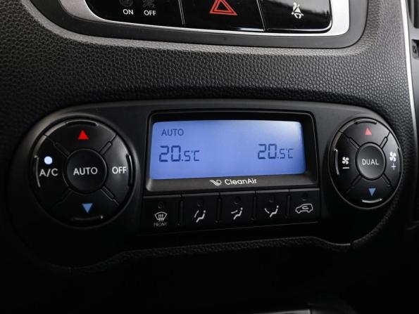 Hyundai ix35 I Рестайлинг с пробегом 2013 года, цена 1 360 000 рублей, 150062 км, внедорожник, Автокод Объявления