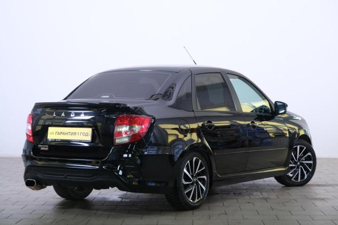 Lada (ВАЗ) Granta I Рестайлинг с пробегом 2024 года, цена 1 299 000 рублей, 45000 км, седан, Автокод Объявления