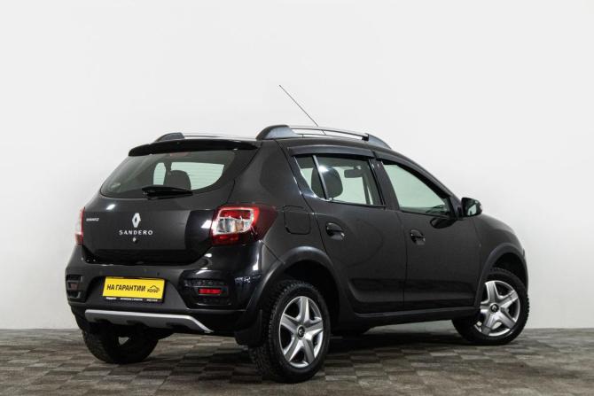 Renault Sandero II с пробегом 2015 года, цена 929 000 рублей, 91850 км, хэтчбек, Автокод Объявления