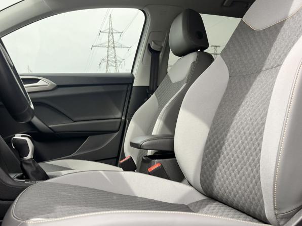 Volkswagen Taos I с пробегом 2022 года, цена 2 750 000 рублей, 80347 км, внедорожник, Автокод Объявления