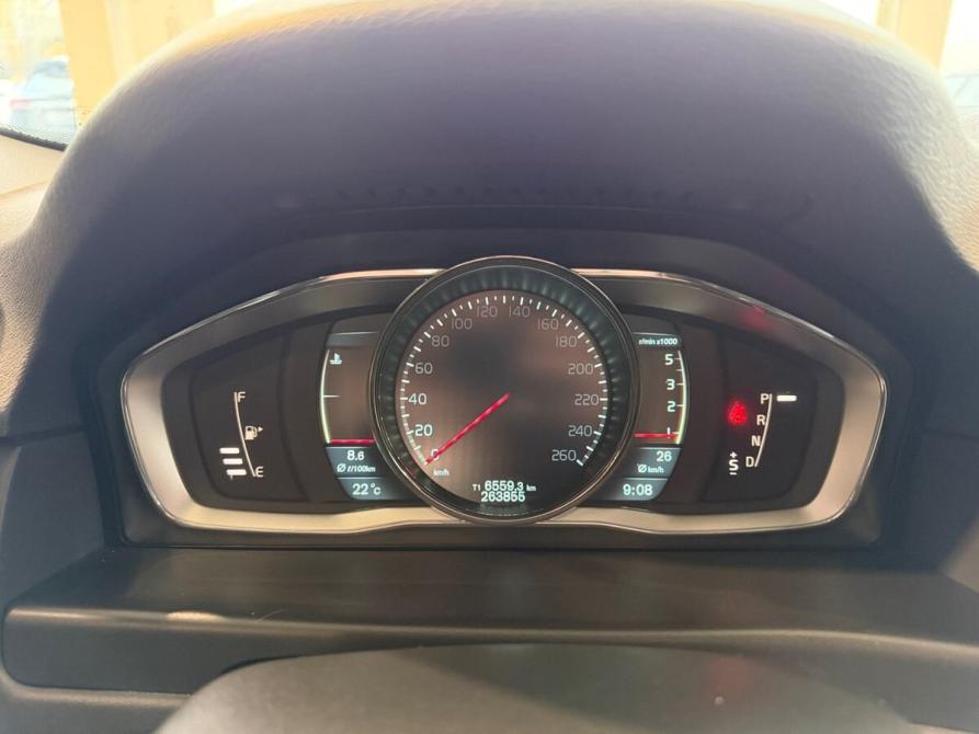Volvo XC70 II Москва  - изображение 18