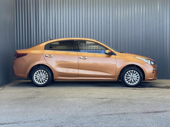 Kia Rio IV с пробегом 2017 года, цена 1 370 000 рублей, 84389 км, седан, Автокод Объявления