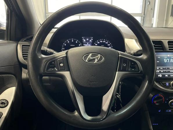 Hyundai Solaris I с пробегом 2012 года, цена 605 000 рублей, 250616 км, хэтчбек, Автокод Объявления